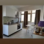 7 Floor Palermo
